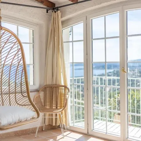 Provencale Avec Piscine Et Vue Sur La Mer Villa *