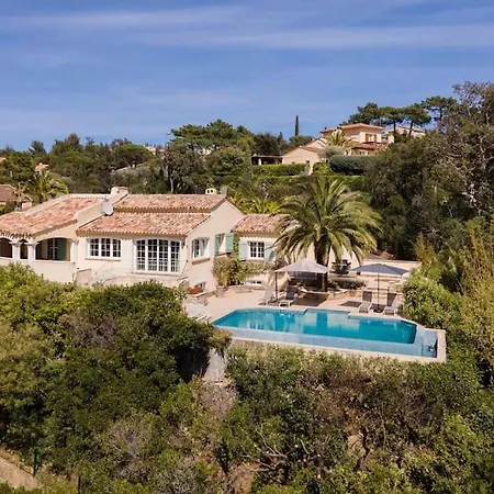 Provencale Avec Piscine Et Vue Sur La Mer Villa *
